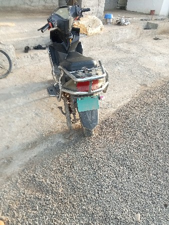 બેટરી વારી ગાડી વેચવાની છે