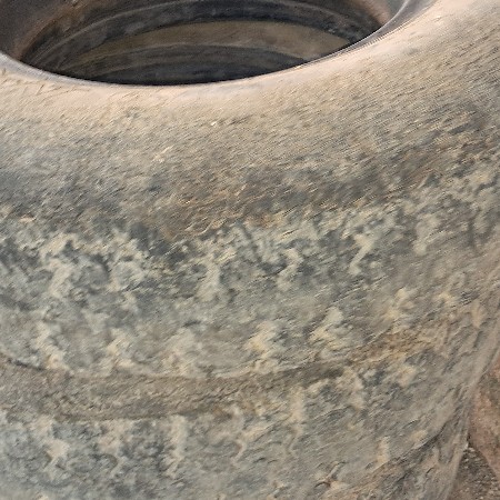 ટાયર વેચવાના છે ટોલીના