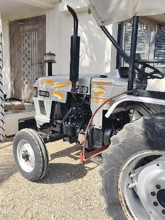 આયસર 380