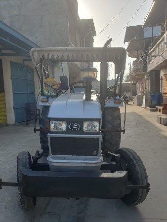 આયસર 380