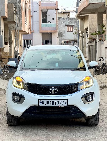 Tata Nexon XZA+ Auto Diesel
