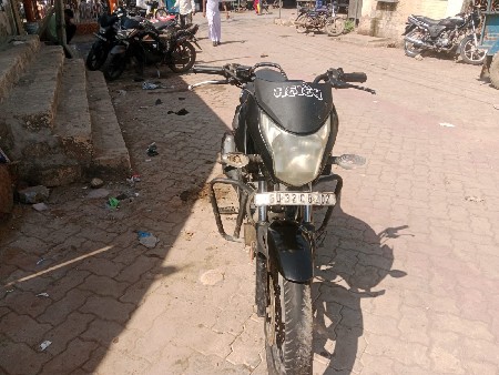 ટુવીલર વેચવાનું છે