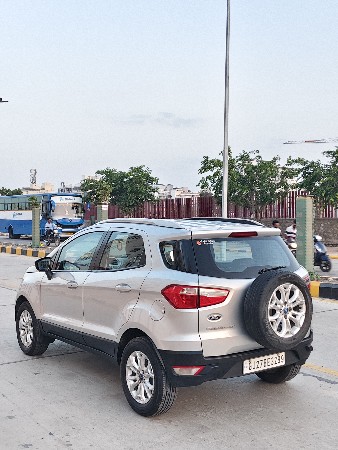 Ecosport titanium plus top model