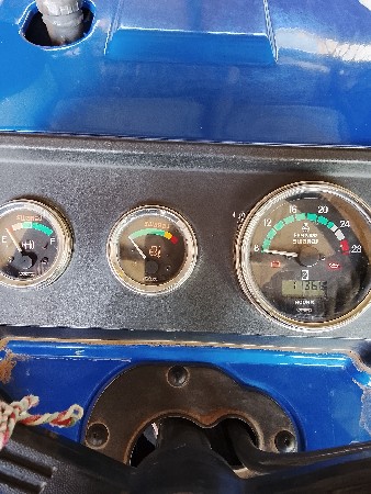 મીની ટ્રેકટર વેચવા નું છે