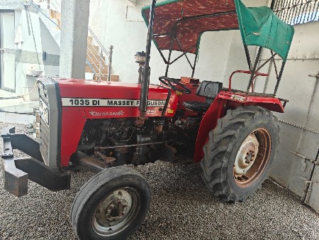 Massey 1035 2015