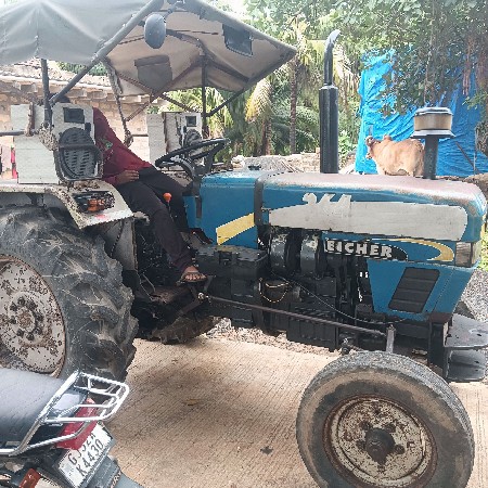 આઈસર ટ્રેક્ટર વેચવા નું છે