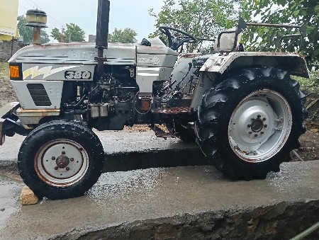 Eicher 380