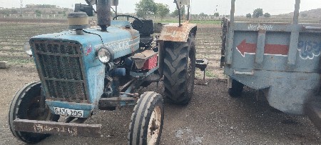 ફોર્ડ ટ્રેક્ટર  વેચવાનું છે