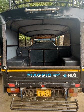 Piaggio modal 11