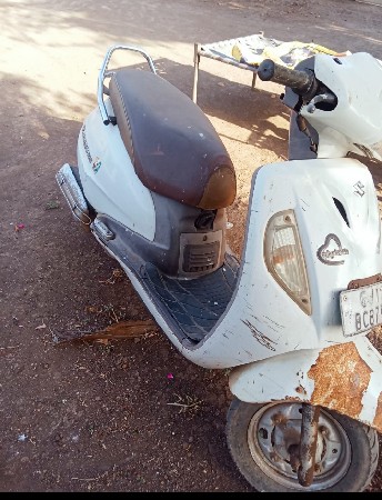 એકસેસ 125