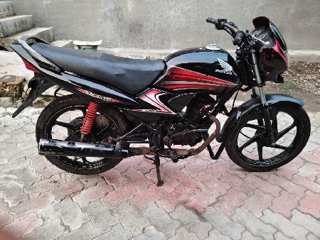 Honda dream yuga