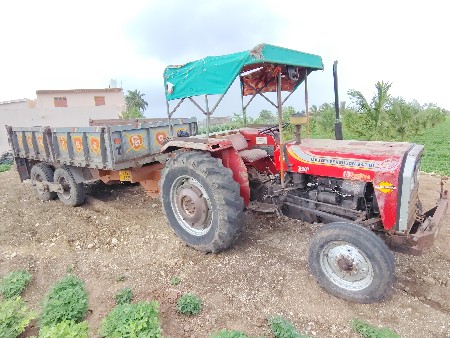 ટ્રેક્ટર વેચવાનુ