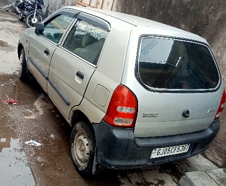 કાર વેચવાની છે