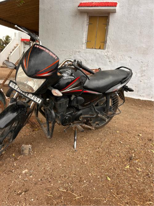 આ ગાડી વેચવાની છે