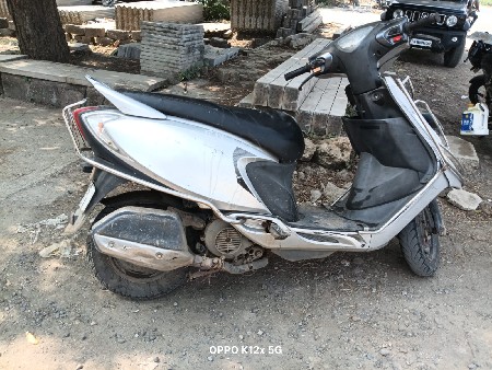 TVS jest scooty vesi nakhvani che