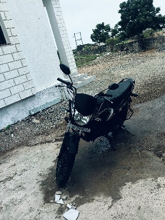 ટુ વ્હીલર વેસવાનુ છે