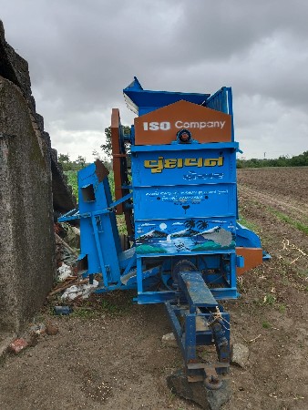 થ્રેશર વેચવાનું છે