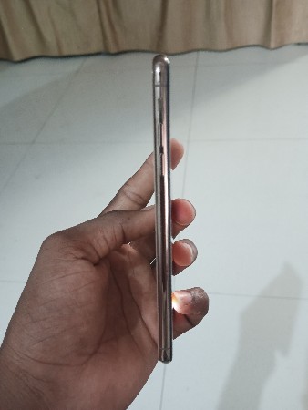 I PHONE XS MAX