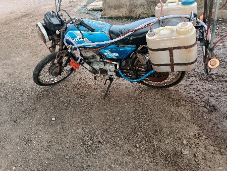 સુઝુકી મેક્સ 100