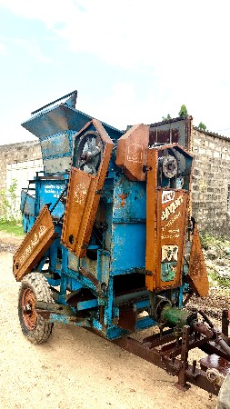 થ્રેશર વેચવાનું છે