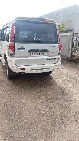 2012 મોડલ