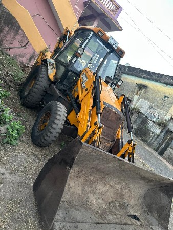 jcb