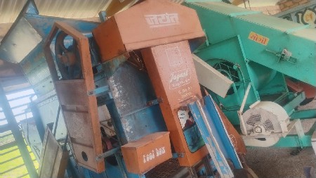 ફેસબુક વેચવાનુ છે