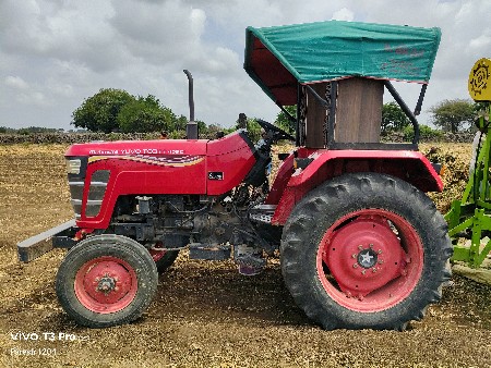 Mahindra yuvo tech+405