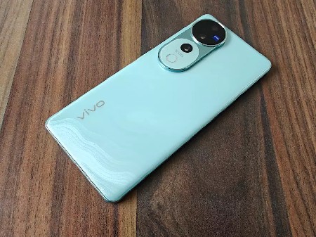 vivo v 40   8 256gb