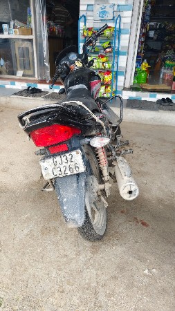 ટુ વ્હીલ વેચવાનું છે.