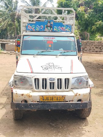 પીકપ બોલેરો