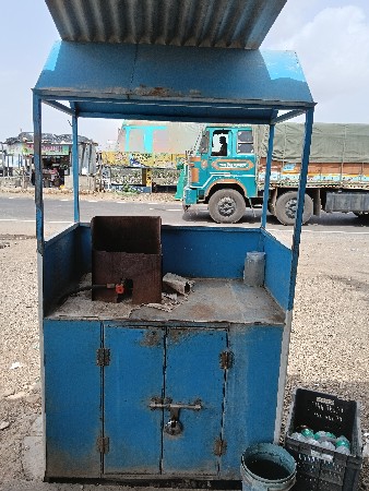 ચા- નિ કેબીન