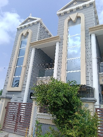 મકાન‌ બેસવાનું સે