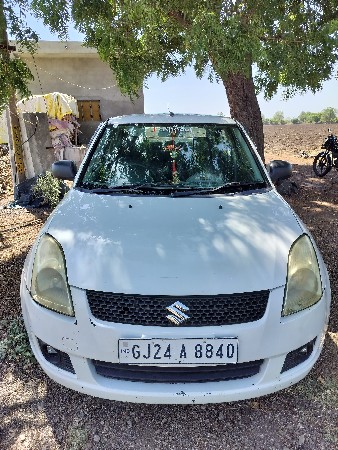 Swift Dzire Lxi