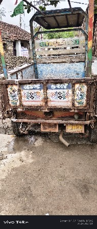 રીક્ષા વેચવા ની છે