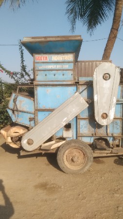 ગીતાનું થ્રેસર બેસવાનું છે