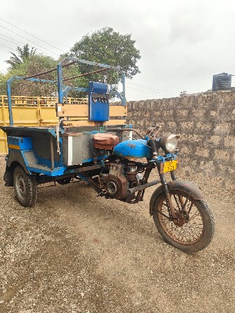 રિકશા વેશવાવની છે
