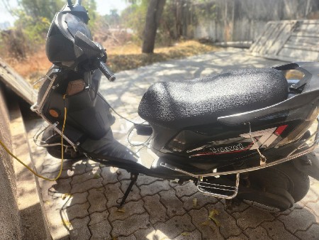 વેચવાનું છે