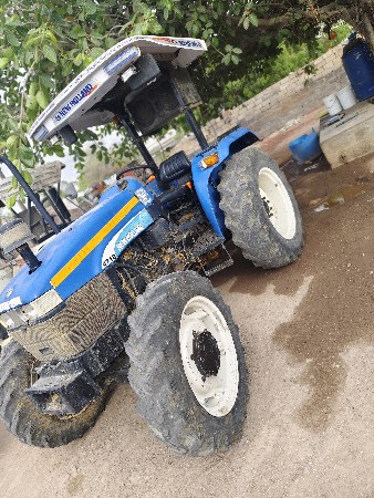 new holland 4710