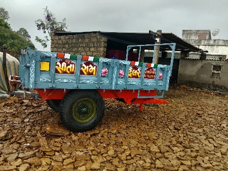 જય સીતારામ નું ફોરવીલ ટેલર વેચવાનું