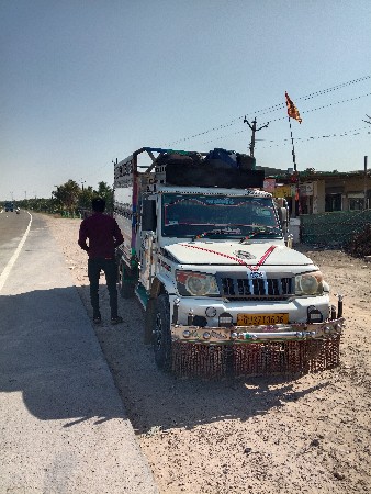 બોલેરો વેચવાની છે
