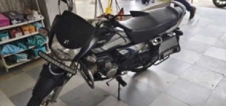 H F Deluxe વેચવાનું છે