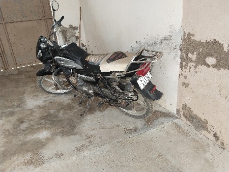 બાઈક વેચવાનું છે