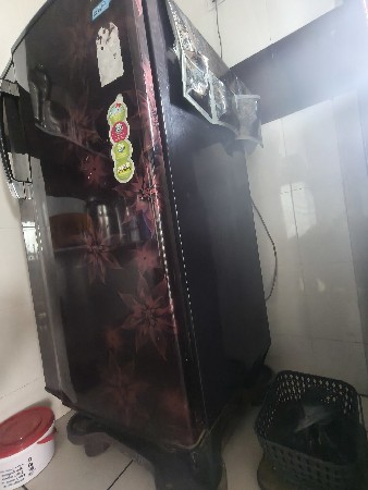 ફ્રીઝ વેચવાનું છે