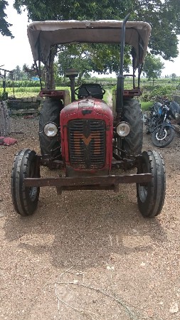 ટ્રેક્ટર વેચવાનું છે