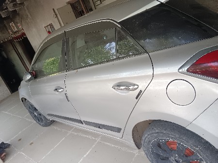i20 asta push button