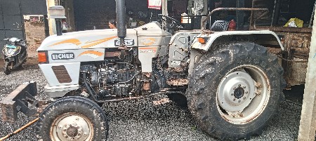 tractor