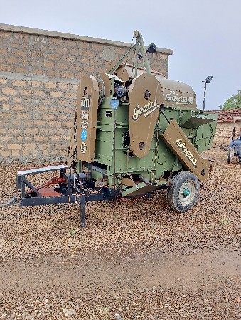 ગીતા થ્રેસર