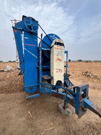 શ્રી ગણેશ થ્રેસર
