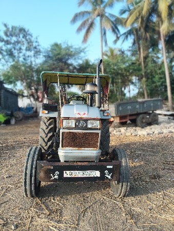 આઇસર 333 ટ્રેક્ટર વેચવાનું છે